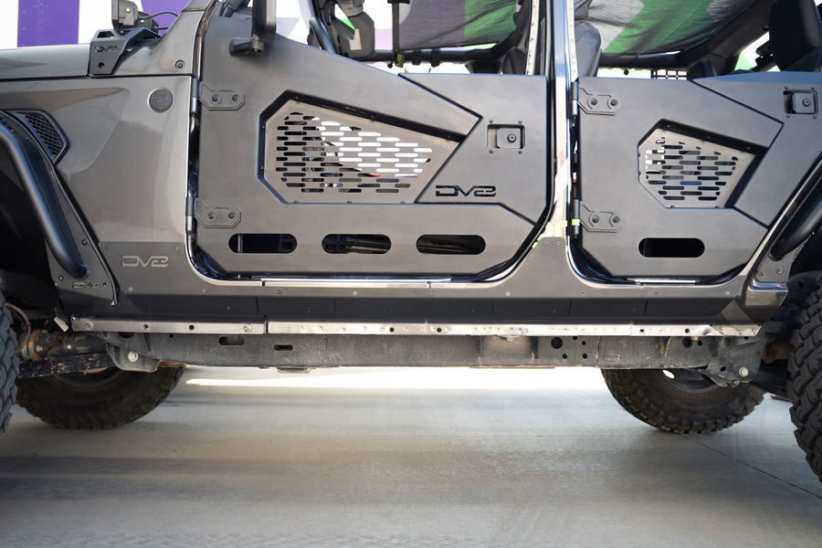 4-Door Rock Skins
