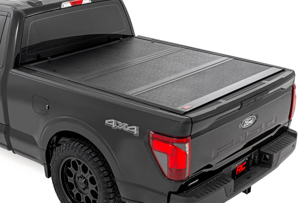 Rough Country - Hard Low Profile Bed Cover - 6'7" Bed - Ford F-150 2WD/4WD (2015-2020) - 47229650_A
