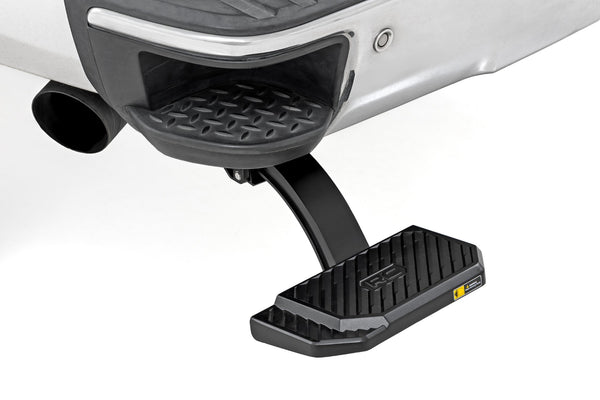 Rough Country - Retractable Bed Step - Manual Pull - Chevy/GMC 1500 (14-18 & Classic)
