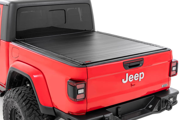 Rough Country - Hard Roll Up Bed Cover - 5' Bed - Jeep Gladiator JT 4WD (2020-2025)