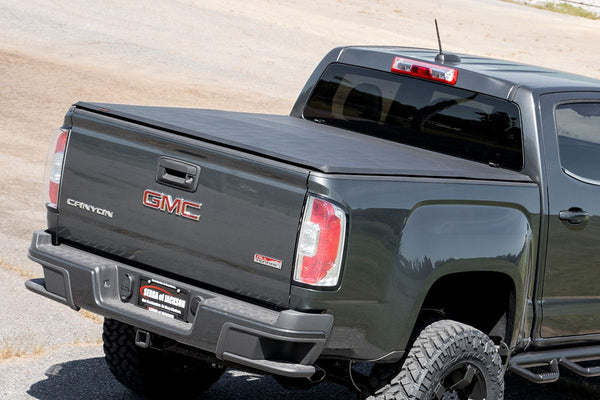 Rough Country - Soft Tri-Fold Bed Cover - 5'3 In. Bed - Chevy/GMC Canyon/Colorado 2WD/4WD (15-25)