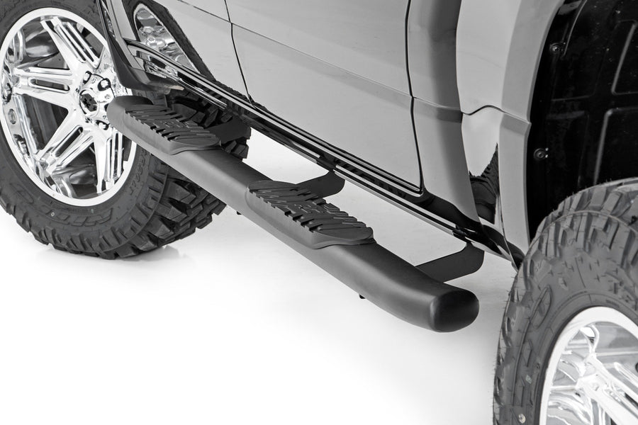 Rough Country - Oval Nerf Step - Crew Cab - Black - Ram 1500 (19-25)/1500 TRX (21-24)