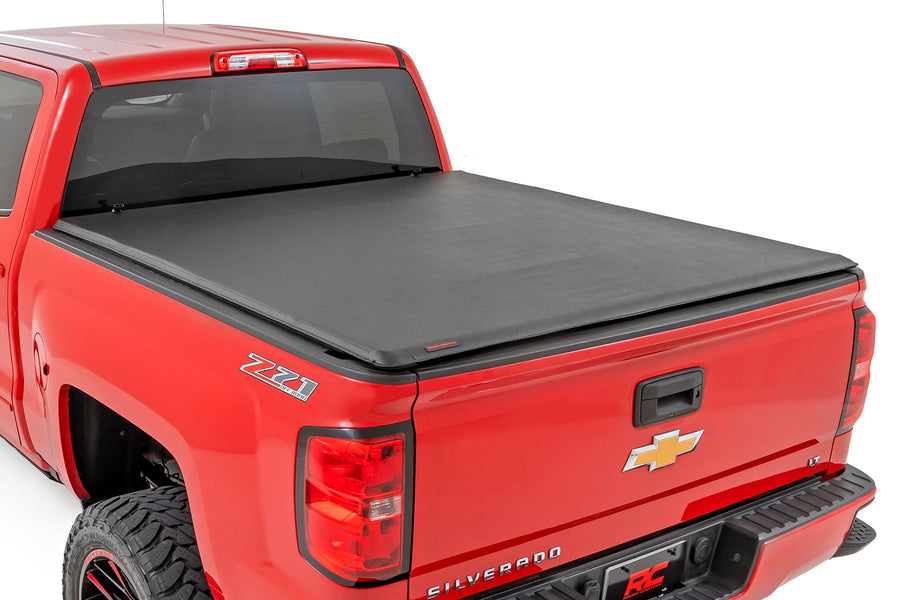 Rough Country - Soft Roll Up Bed Cover - 5'9 In. Bed - Chevy/GMC 1500 (14-18 & Classic)