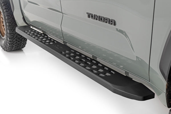 Rough Country - RPT2 Running Board - Crew Cab - Black - Toyota Tundra 2WD/4WD (2022-2025)