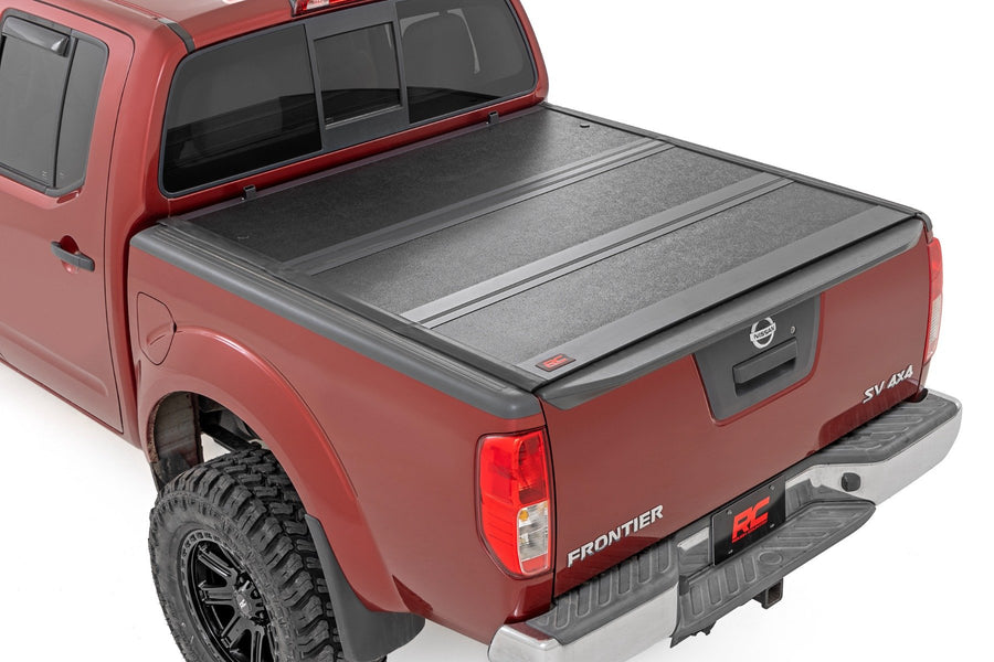 Rough Country - Hard Low Profile Bed Cover - 5' Bed - Cargo Mgmt - Nissan Frontier (05-21)