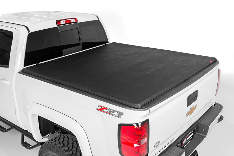 Rough Country - Soft Tri-Fold Bed Cover - 6'7 In. Bed - Chevy/GMC 1500 (00-06 & Classic)