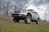 Rough Country - 3 Inch Lift Kit - M1 Struts/M1 - Toyota 4Runner 2WD/4WD (1996-2002)